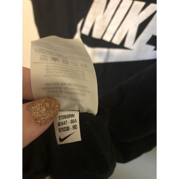 The Nike tee boys size M - Picture 5 of 5